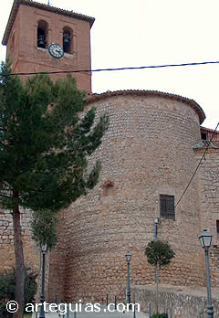 &Aacute;bside mud&eacute;jar (siglo XIII-XIV) de la iglesia de Santorcaz. Ruta mud&eacute;jar del Valle del Henares