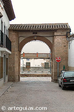 Aco de la muralla de Orgaz