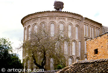 &iacute;scar. Iglesia de Santa Mar&iacute;a