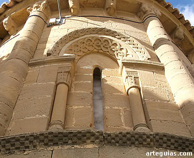En el rom&aacute;nico de esta comarca sobresalen los perfectos &aacute;bsides de sus iglesias