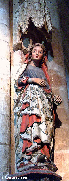 Estatua g&oacute;tica de La colegiata