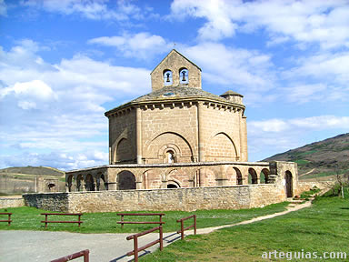 Santa Mar&iacute;a de Eunate