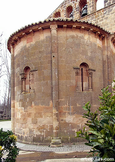 &Aacute;bside monumental de la iglesia de Fuensa&uacute;co