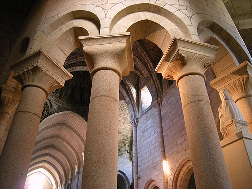 Monasterio cisterciense de Santa Mar&iacute;a la Real de Oseira