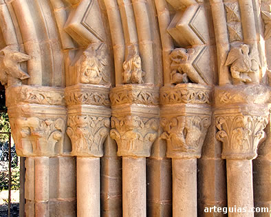 Puerta rom&aacute;nica, Navarrete