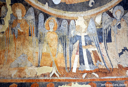 &Aacute;ngeles pintados en San Miguel de Gormaz
