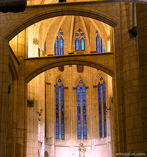 Interior de San Pedro de Vitoria