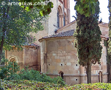 Cabecera y torre de San Juan de los Caballeros