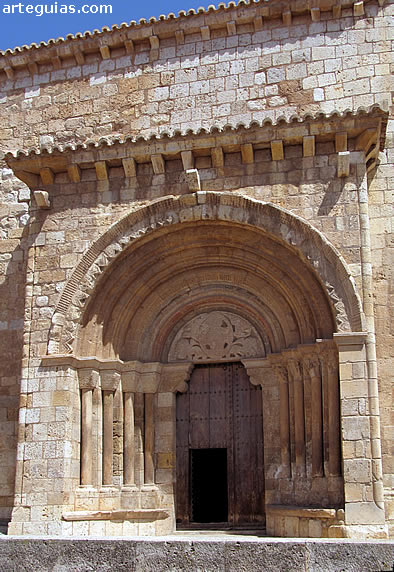 Portada rom&aacute;nica. Iglesia de San Miguel de Daroca
