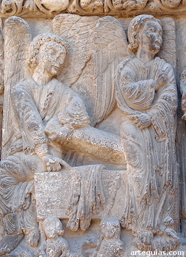 Relieve en la iglesia de San Miguel de Estella