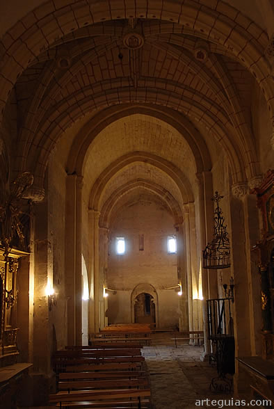 Nave central de San Miguel de Tur&eacute;gano