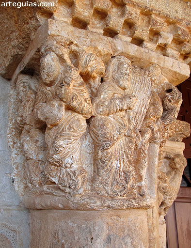 Capitel de la iglesia de Torreandaluz