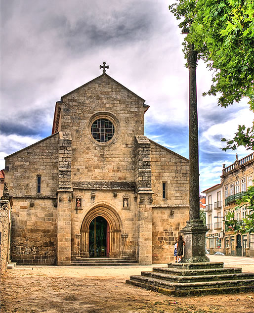 S&eacute; catedral rom&aacute;nico-g&oacute;tica de S&atilde;o Domingos de Vila Real