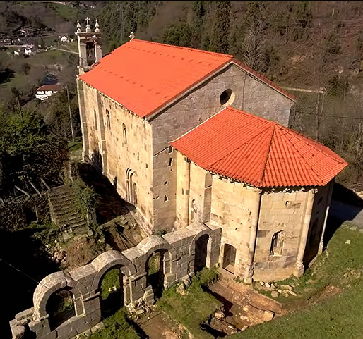 Iglesia rom&aacute;nica de Nossa Senhora da Concei&ccedil;&atilde;o, Matriz de Ermida