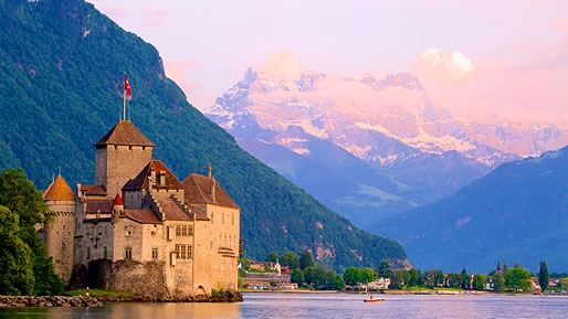 Castillo de Chillon y el LAgo Lemán